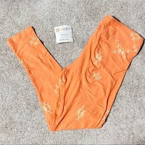 LuLaRoe Leggings size Tall & Curvy TC NWT